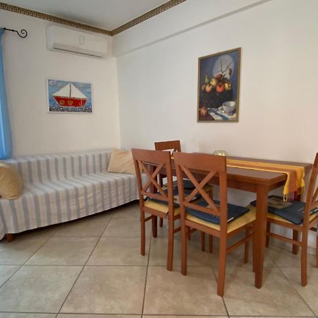 Roula Apartment 네오이포로이 외부 사진